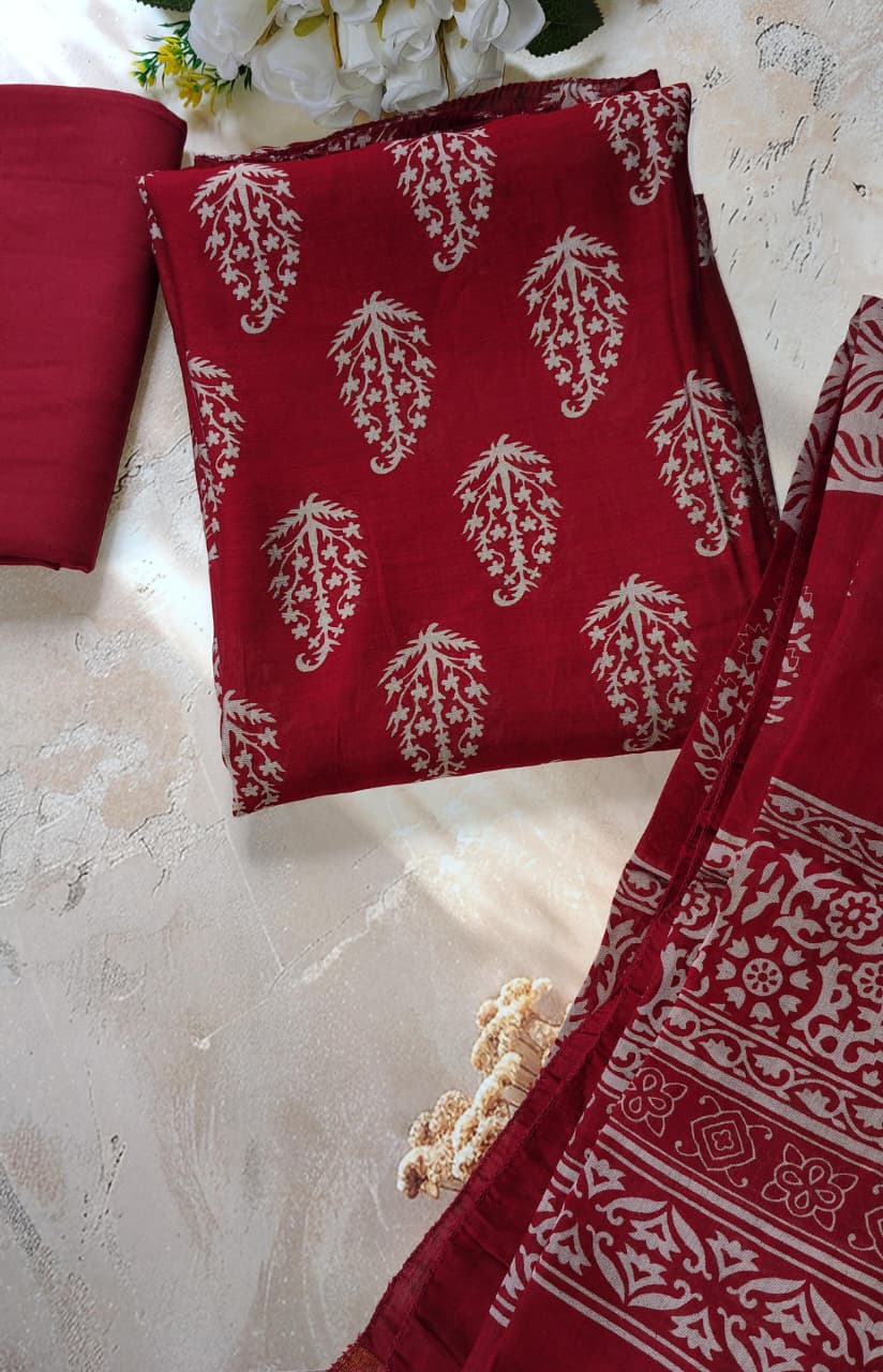 Code 033 – Maheshwari Cotton Unstitched Suit Set | Soft Summer Wear with Dupatta