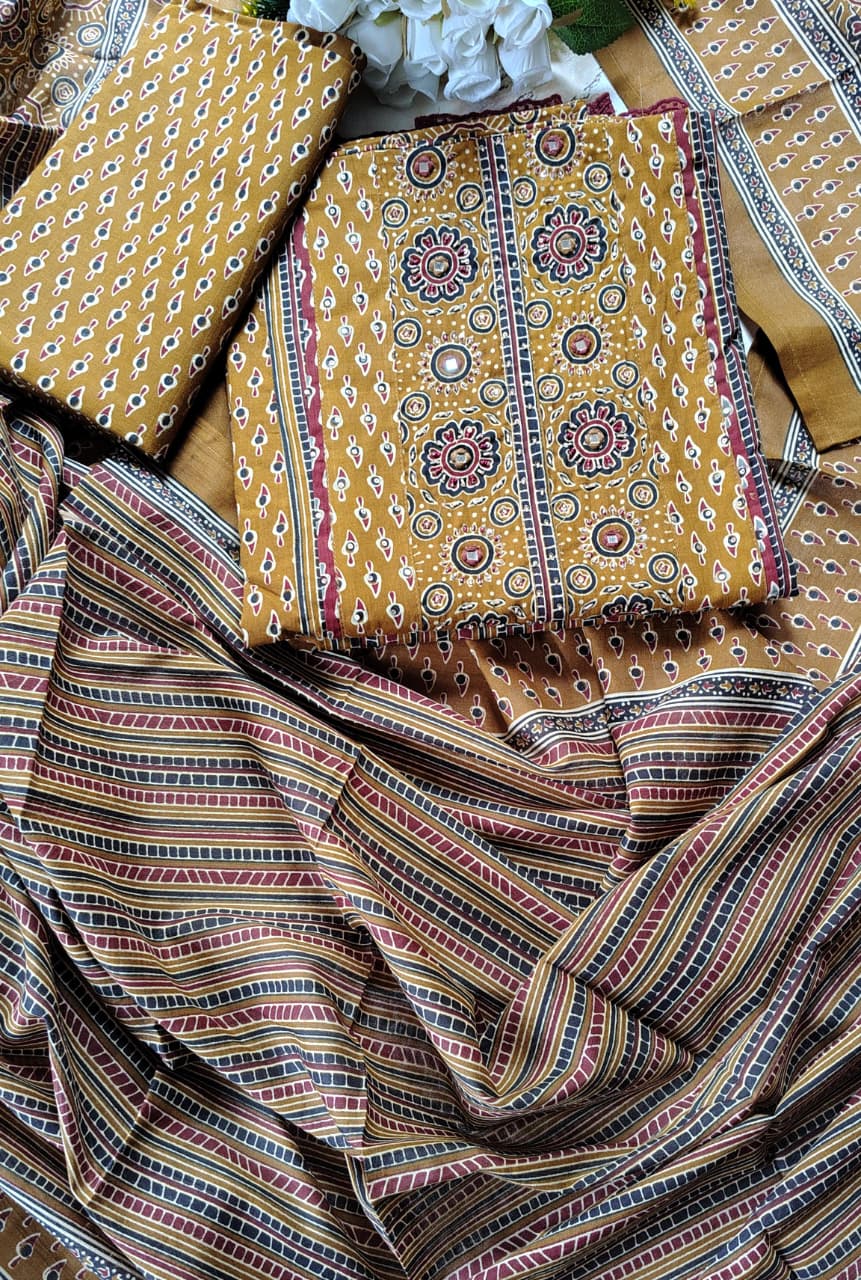 Code 026 – Pure Cotton Unstitched Suit with Designer Dupatta