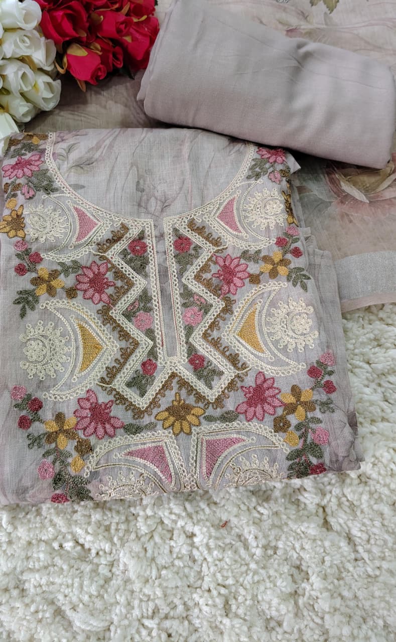 Code 040 – Mulchanderi Embroidered Suit with Shantoon Bottom | Aasaki